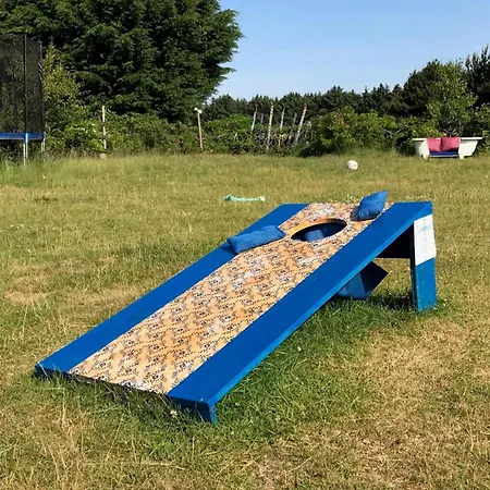 Hues Sanskiin *brombelbei* Апартаменты *